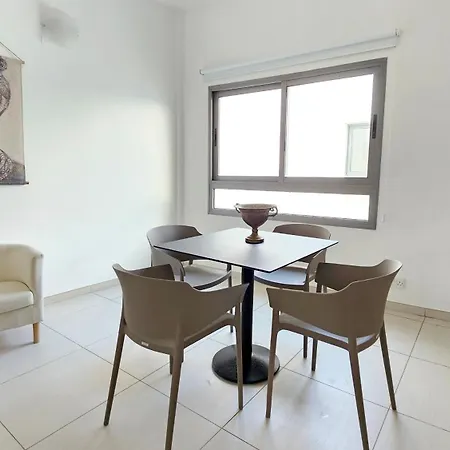 דירה Phaedrus Living Ledras Residences 203 ניקוסיה